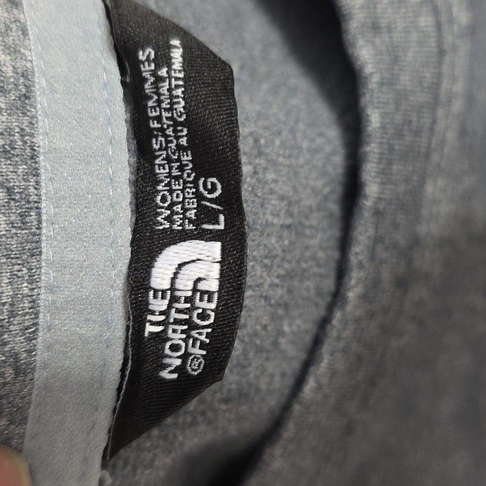 The North Face Sweatshirt - Picture 10 of 11